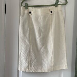 Talbots Cream Pencil Skirt Winter White Size 8 - EUC